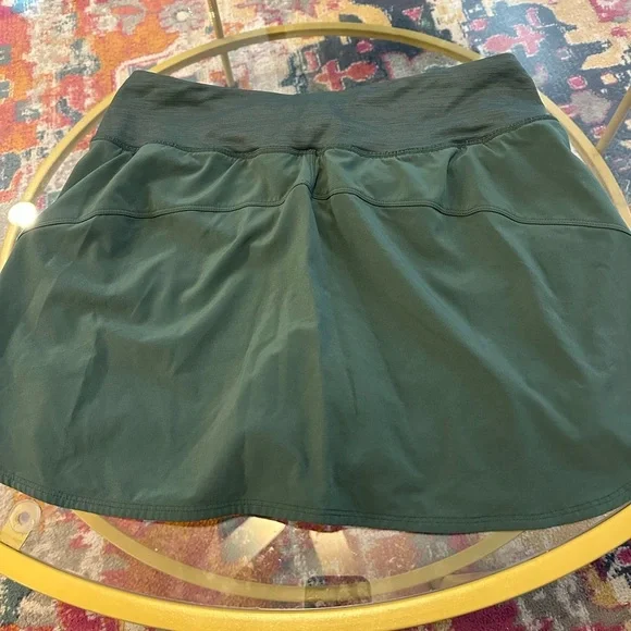 Outdoor Voices Evergreen Hudson Skort size medium - Picture 4 of 4